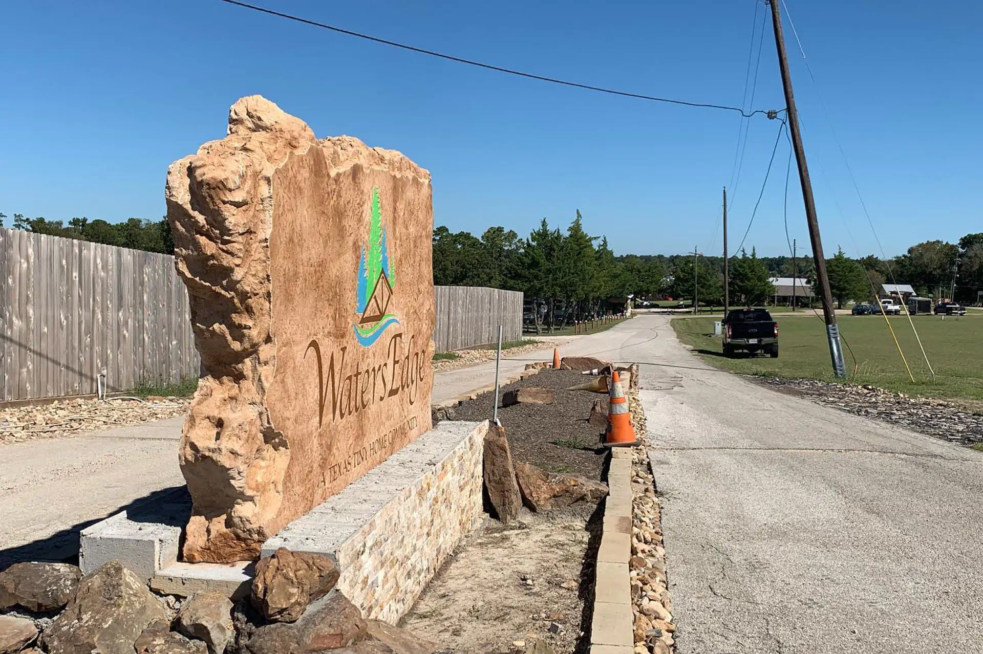 Driveway Entrance Boulders (1)